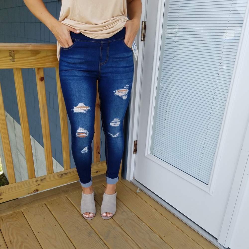 LAST PAIR✔️Dark Distressed pull on jeans - Picture 3 of 6